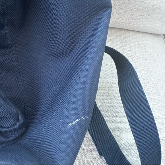 Herschel navy drawstring backpack with brown straps — clean, ready to use - Picture 5 of 11